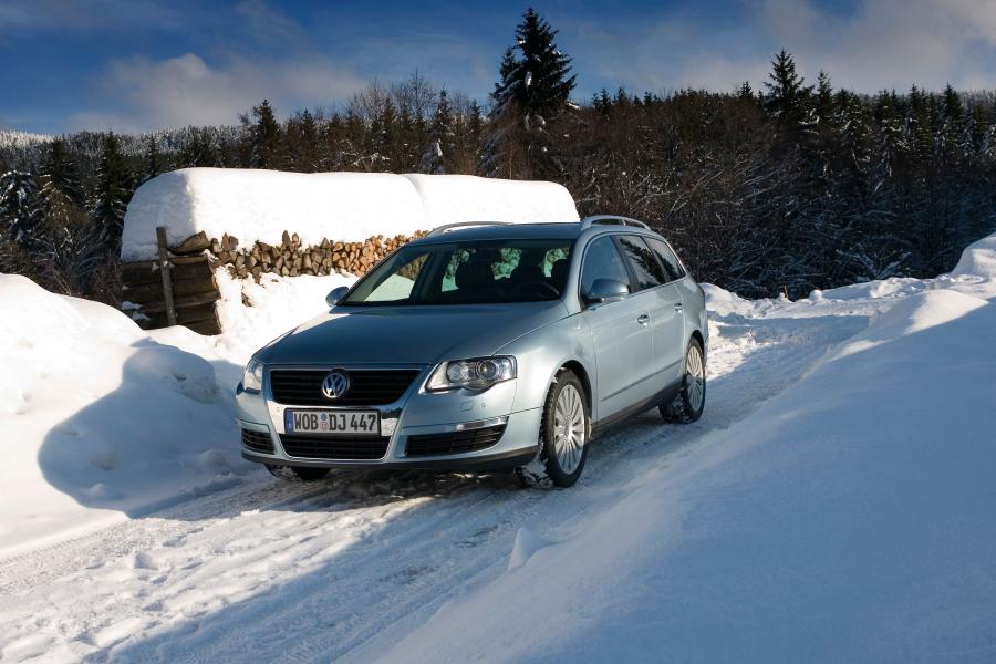 Volkswagen Passat Variant 2005 года  (фото 38 из 121)